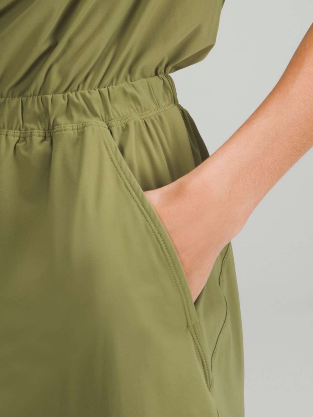 Lululemon Lightweight High Neck Romper Athletic Open Back Bronze Green Size 8 - Picture 8 of 9